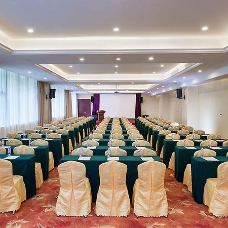 Vienna Hotel Shenzhen Longzhu Exterior photo